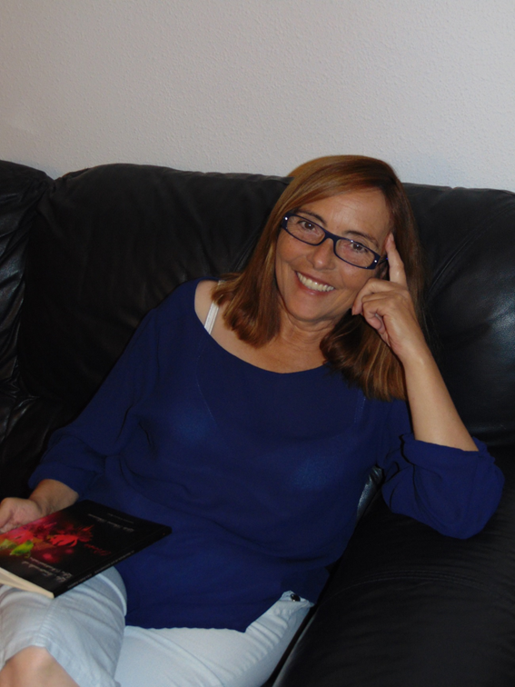 Lola Barea Barrera. Poetisa